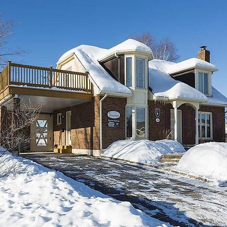 Villa 271 - La Victorienne - Les Immeubles Charlevoix à Baie-Saint-Paul Extérieur photo